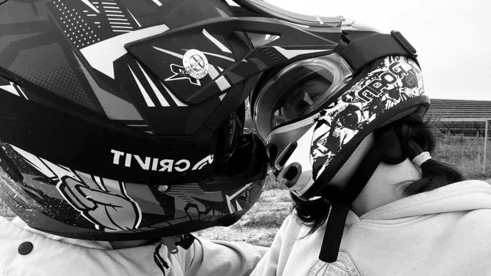 Helmets of Love in Black and White 💙 wallpaper