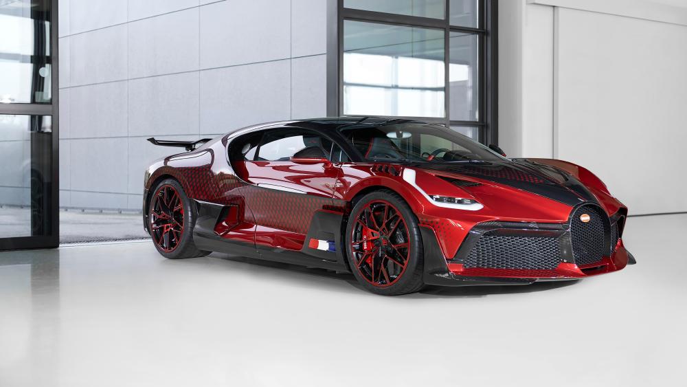 Bugatti Divo Red Hypercar Showcase wallpaper