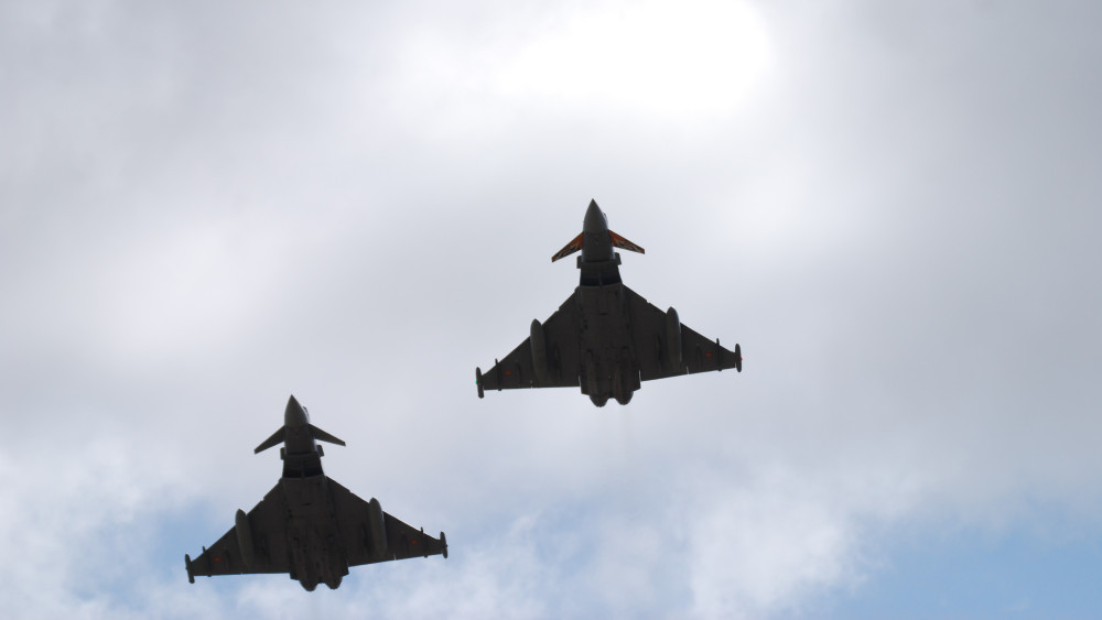 2 spanish eurofighter typhoons departing RIAT25 wallpaper