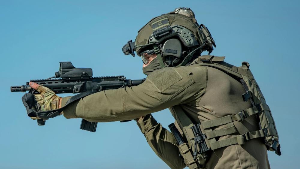 Tactical Soldier Aiming in Clear Sky wallpaper