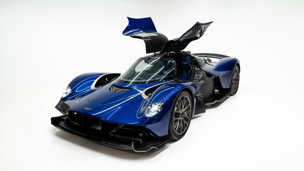 Aston Martin Valkyrie Hypercar Showcase wallpaper