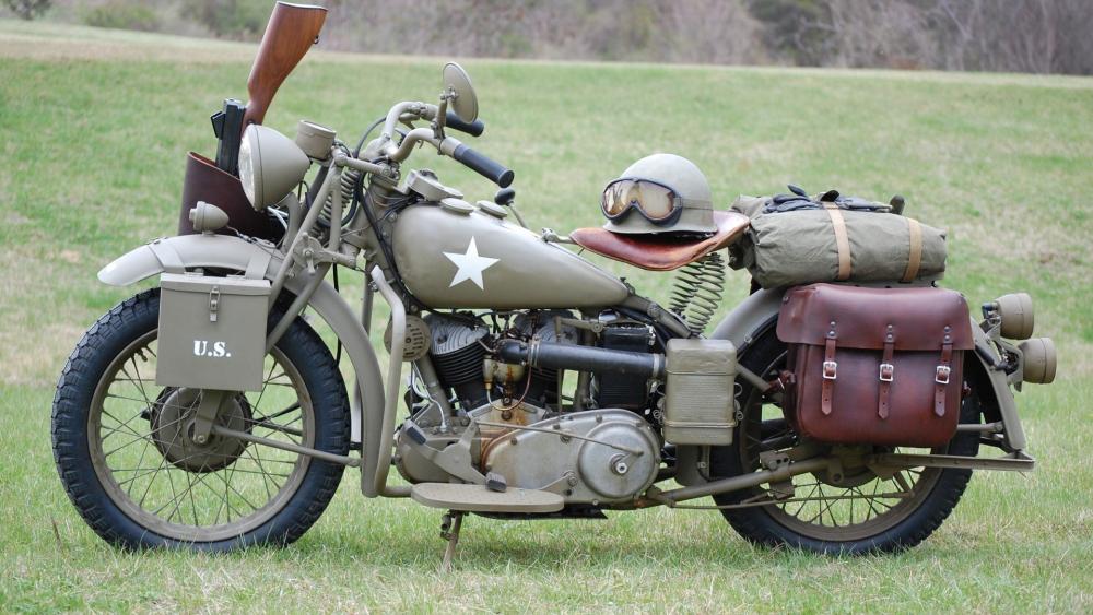 WWII Military Harley Cruiser in Olive Drab wallpaper