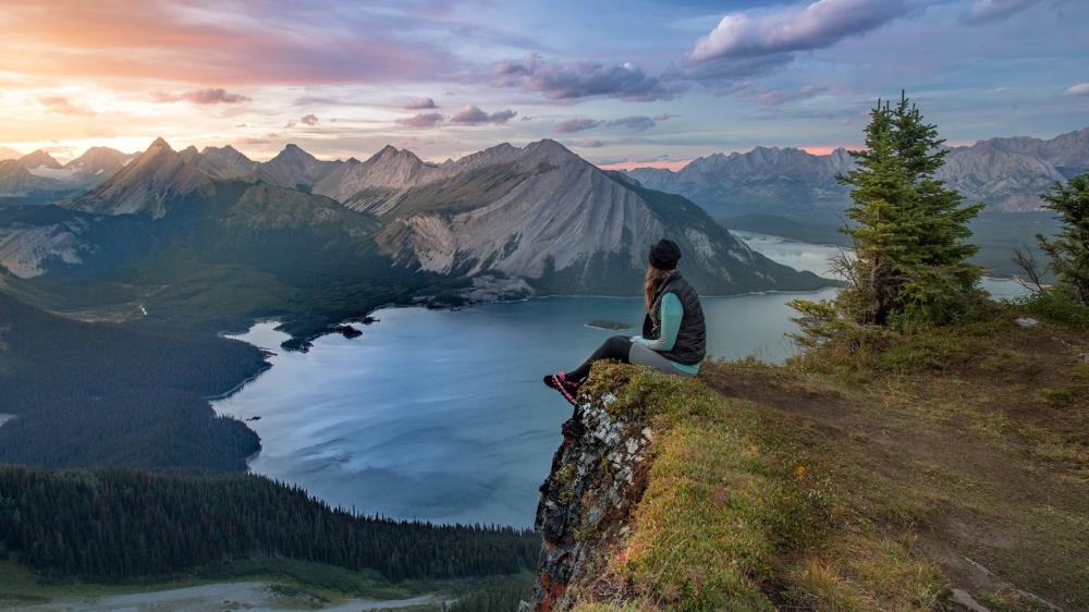 Mountain Lake Vista wallpaper