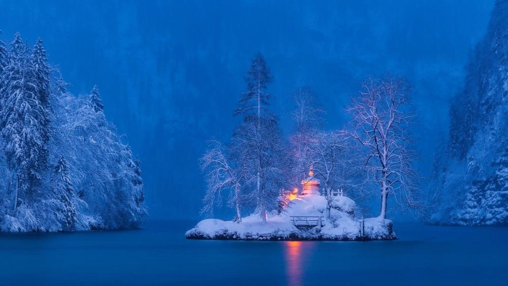 Winter Twilight at Lake Königssee wallpaper