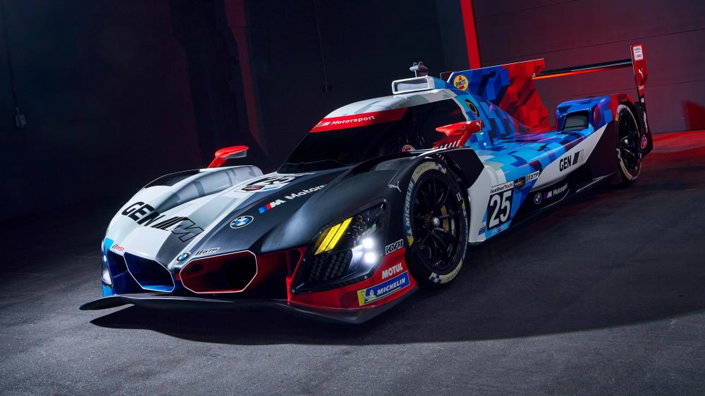 BMW M Hybrid V8 Racing Beast wallpaper