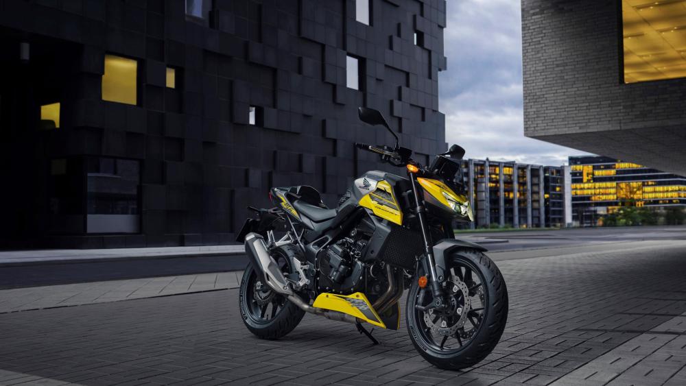 Honda CB750 Hornet Urban Night Ride wallpaper