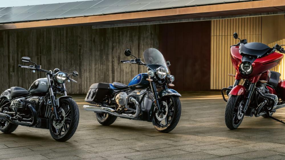 BMW R 18 Cruiser Trio wallpaper