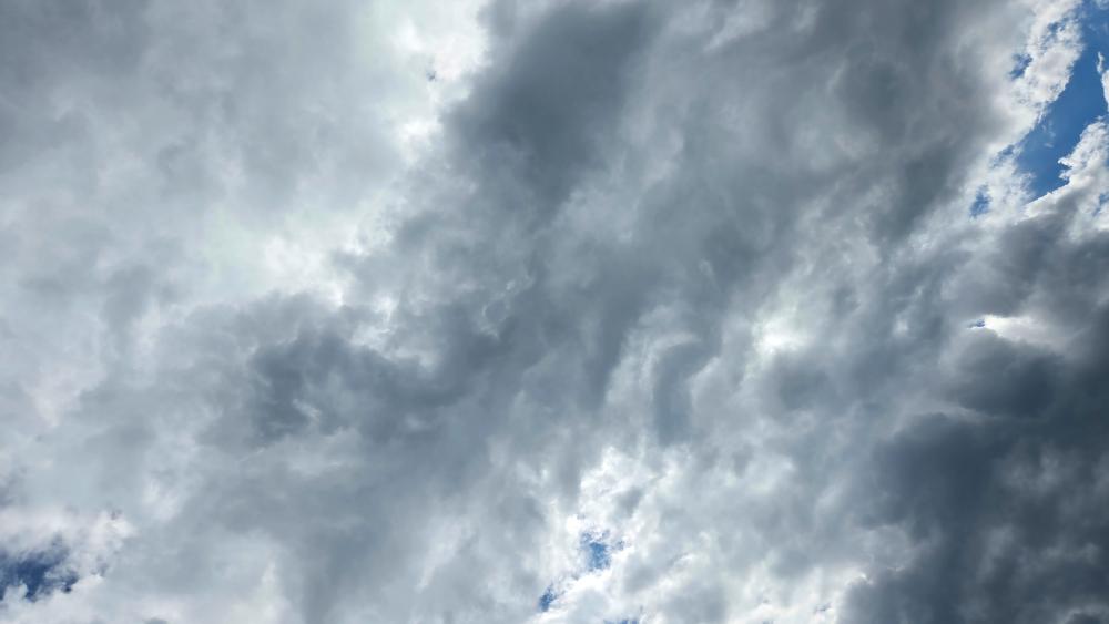 Storm Clouds Are Coming wallpaper