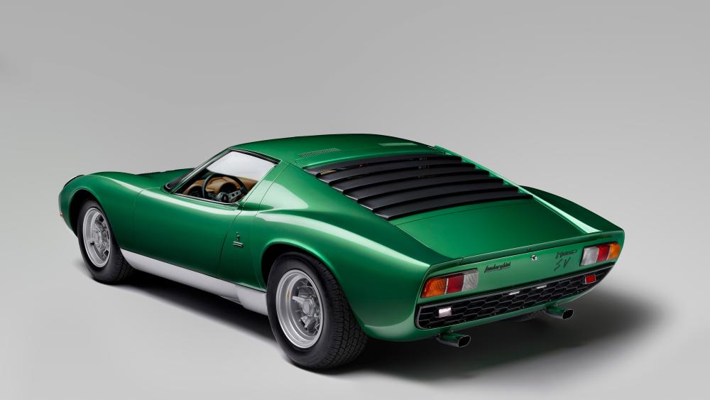 Lamborghini Miura P400 SV wallpaper
