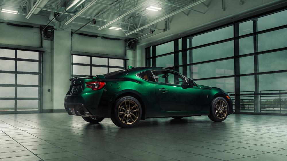 Emerald Toyota 86 in Modern Garage wallpaper