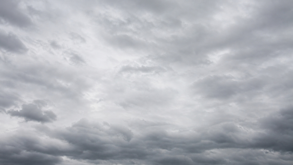Misty Overcast Sky wallpaper