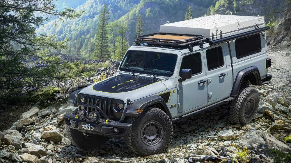 Jeep Gladiator Farout Adventure wallpaper