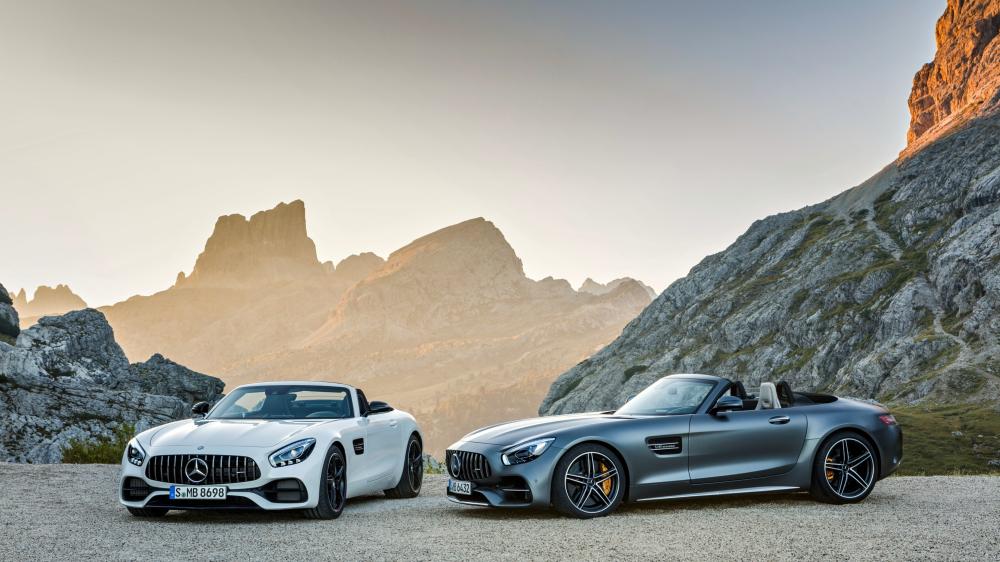 Mercedes AMG GT Roadster Duo wallpaper