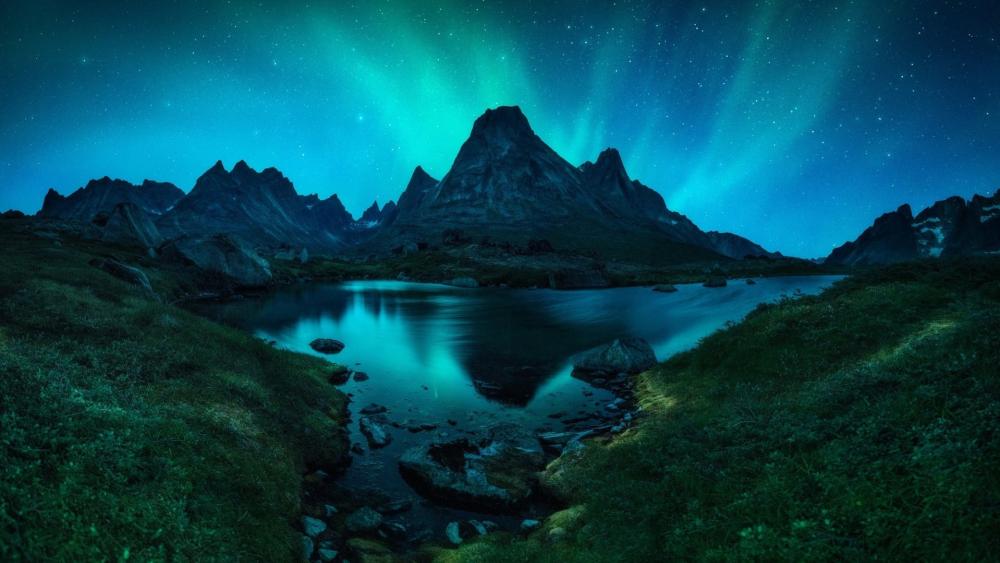 Aurora Over Mountain Lake wallpaper