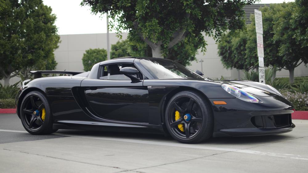 Porsche Carrera GT Street Presence wallpaper