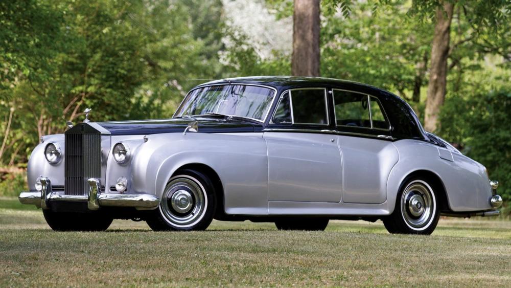 Timeless Rolls Royce Silver Cloud wallpaper