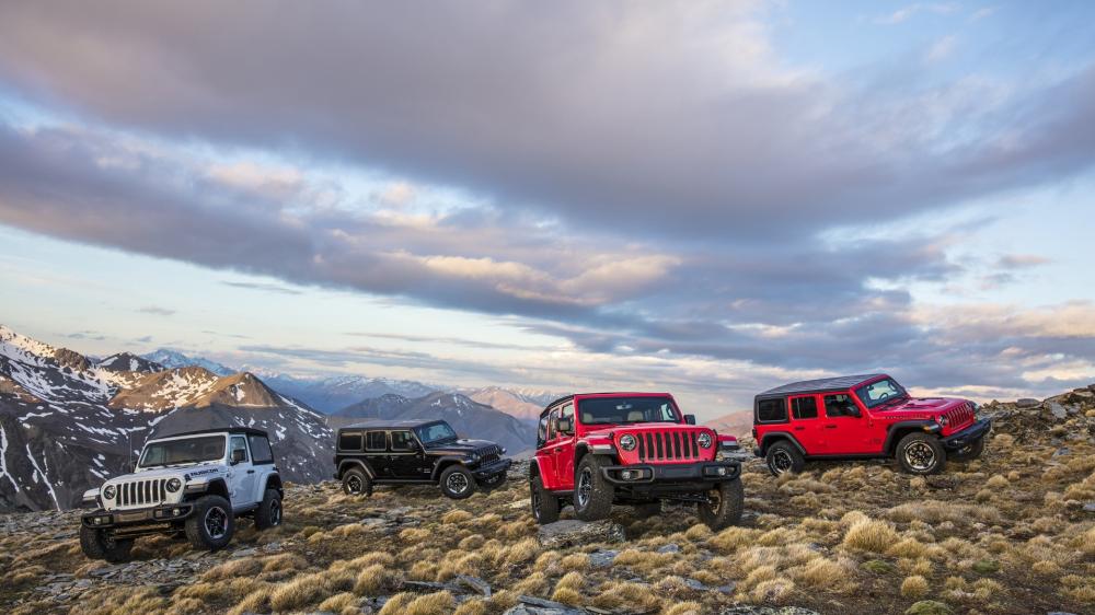 Legendary Jeep Wranglers on Mountain Trails wallpaper