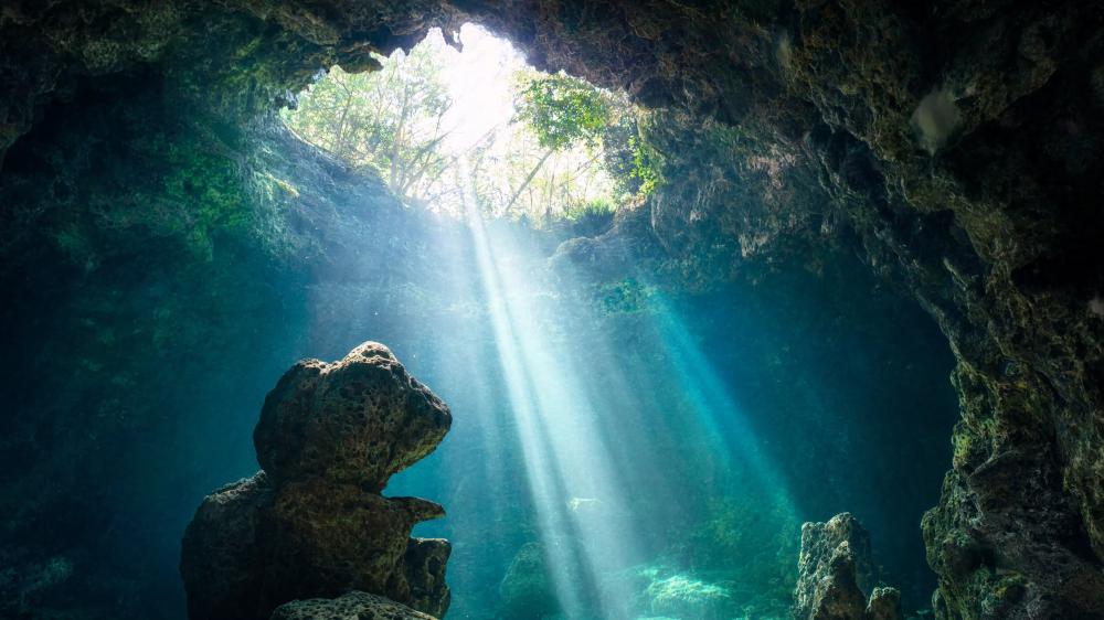 Sun In The Cavern wallpaper