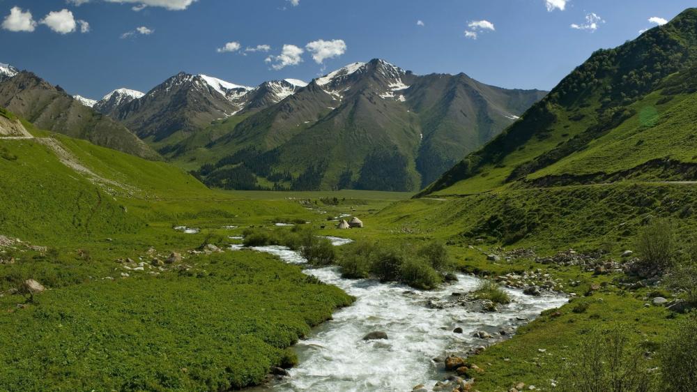 Alpine River Valley in Duku Highway wallpaper