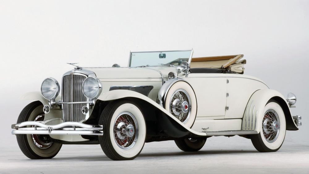 Classic Duesenberg Elegance wallpaper