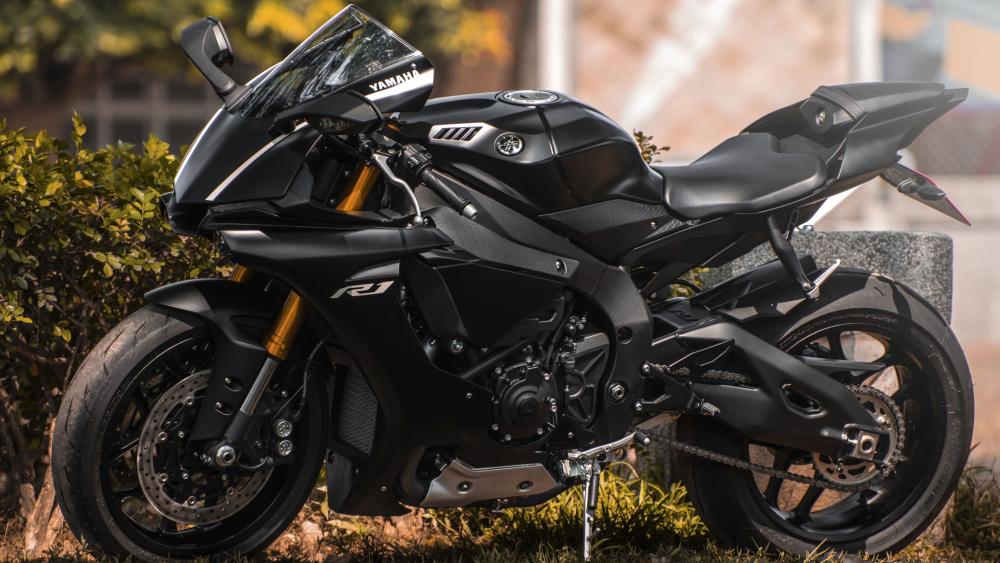 Yamaha YZF-R1 Midnight Sportbike wallpaper