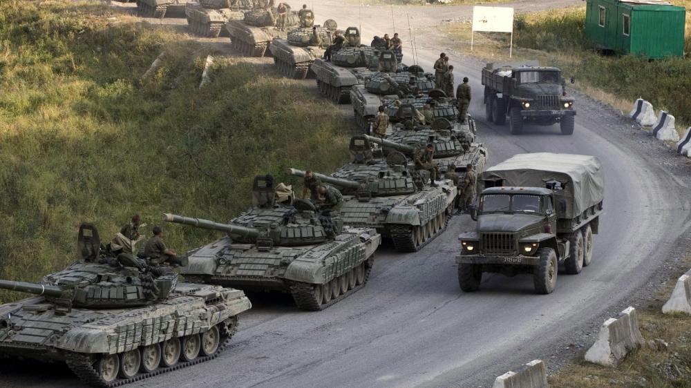 Military Might of Tanks in Formation wallpaper