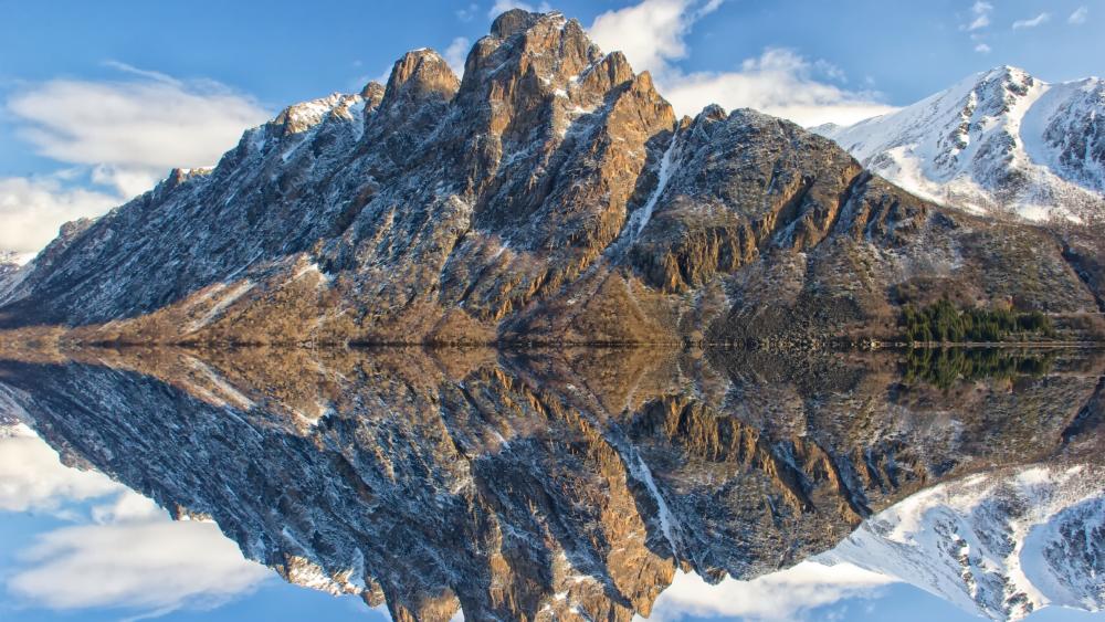 Majestic Mountain Mirror wallpaper