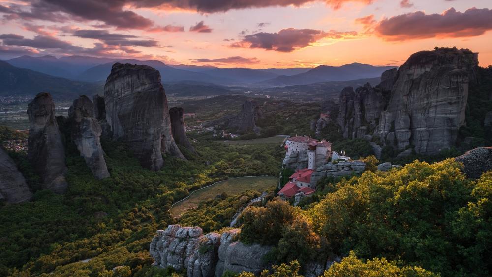 Sunset Over Rousanou Monastery and Meteora Cliffs wallpaper