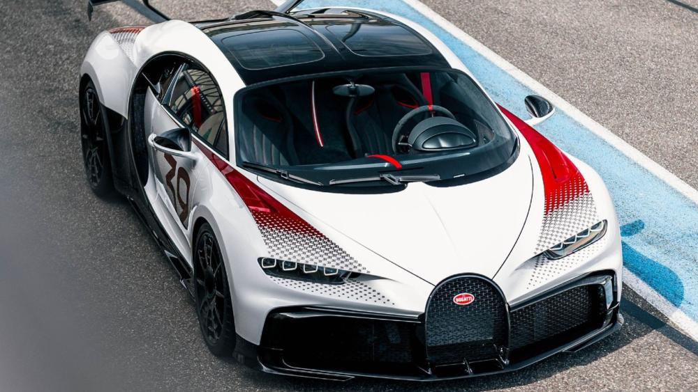 Bugatti Chiron Pur Sport Grand Prix wallpaper