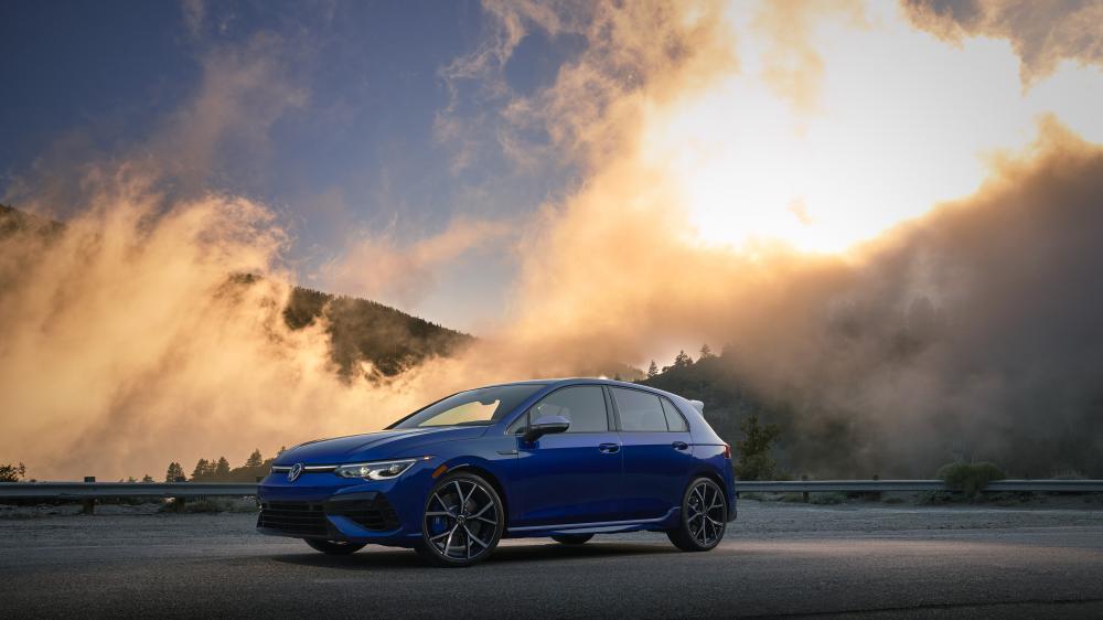 Volkswagen Golf R Sunset Drive wallpaper