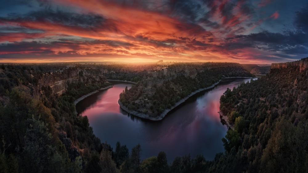 Sunset Over Duratón River Bend wallpaper