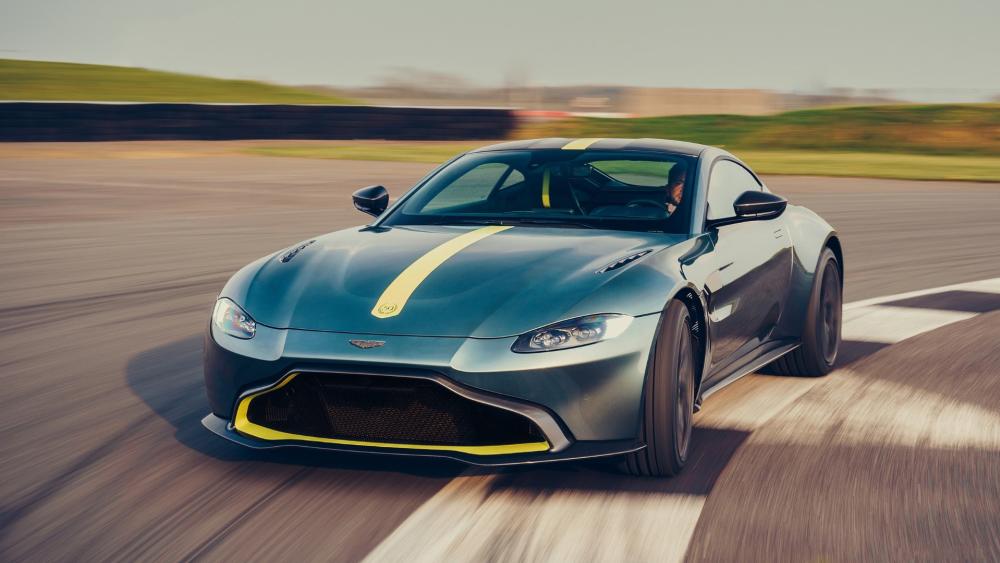 Aston Martin Vantage GTE Racing Blur wallpaper