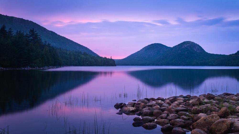 Twilight Reflections at Jordan Pond wallpaper