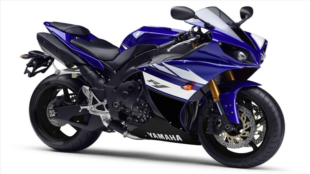 Yamaha R1 Blue Fury Sportbike wallpaper