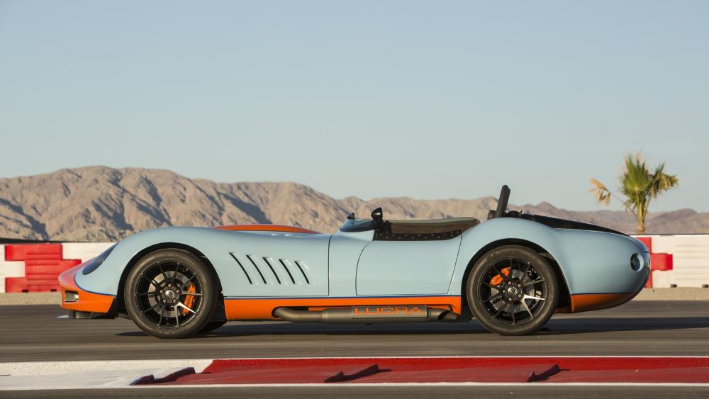 Lucra LC470 Roadster Racing Elegance wallpaper