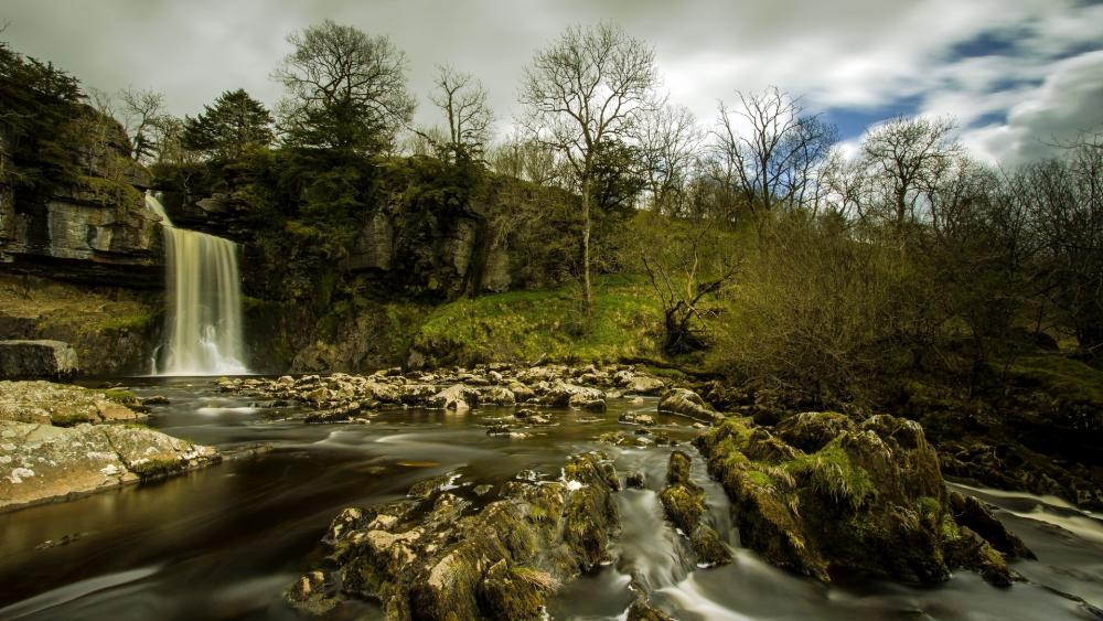 Thornton Force Waterfall Serenity wallpaper