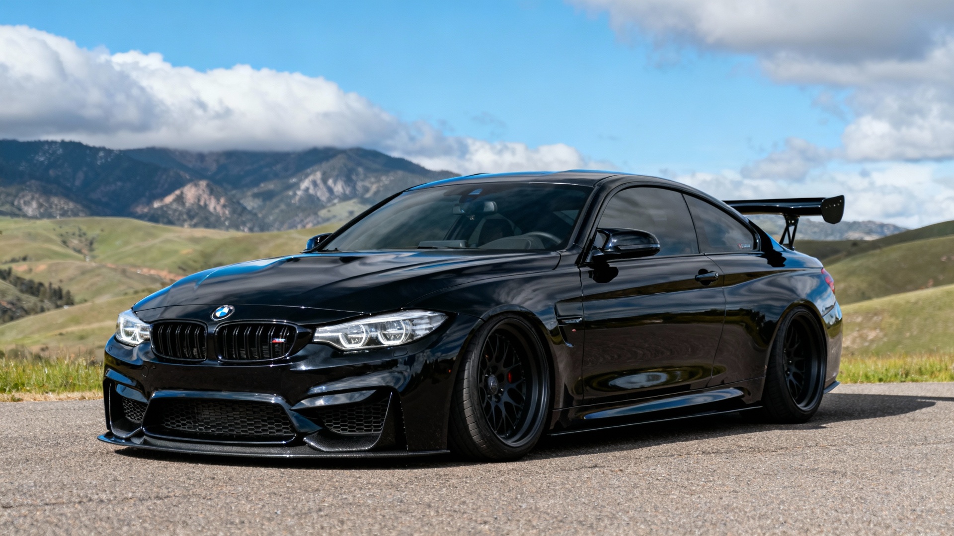 Powerful BMW M4 in Stunning Black Finish - backiee