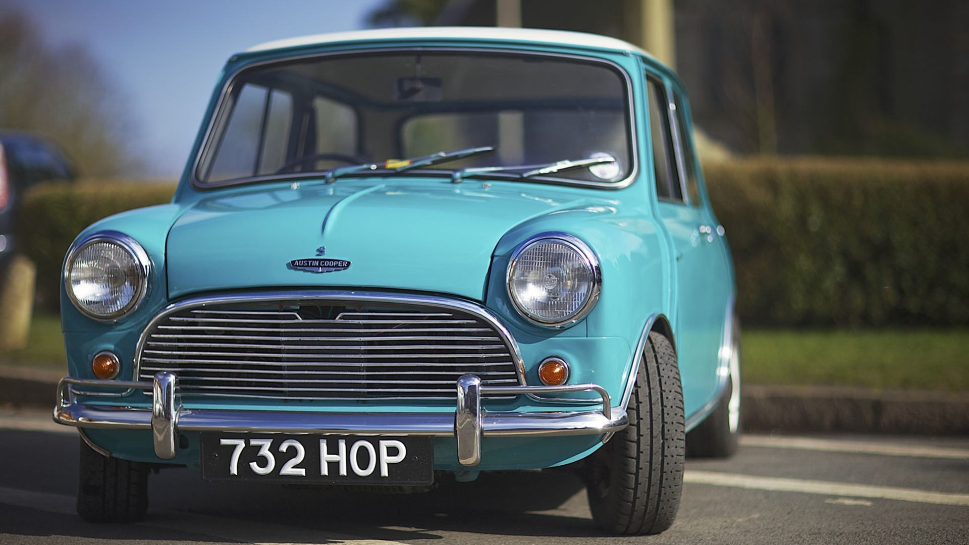 Austin Cooper Classic Mini Front View Wallpaper - backiee