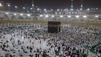 Kaaba - backiee