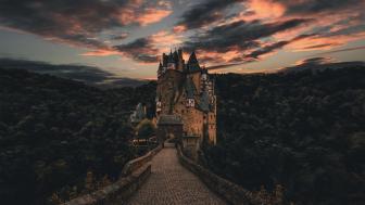 Burg Eltz Amidst Mystical Twilight Skies wallpaper