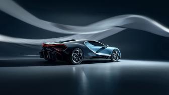 Futuristic Elegance on Wheels wallpaper