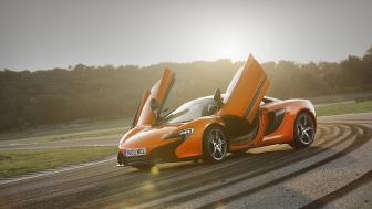 McLaren 650S Elegance on Display wallpaper