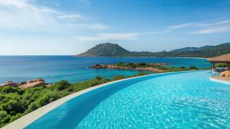 Serene Sardinian Coastal Escape wallpaper