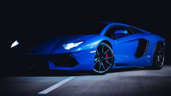 Lamborghini Aventador in Midnight Blue Splendor wallpaper