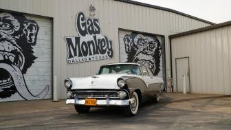 Vintage Elegance A Classic Ford Crown at Gas Monkey wallpaper