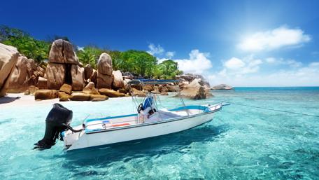 Serenity on Crystal Waters wallpaper