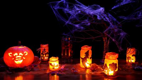 Spooky Halloween Night Celebration Wallpaper wallpaper
