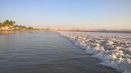 Beach Serenity at Sunset in Peru wallpaper