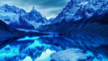 Blue Serenity in Winter Wonderland wallpaper