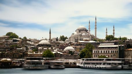 Stunning Istanbul Cityscape in 4K Quality wallpaper